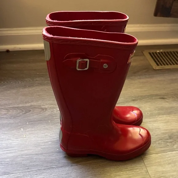 Hunter kids’ Bold Red Rain Boots - Picture 3 of 4